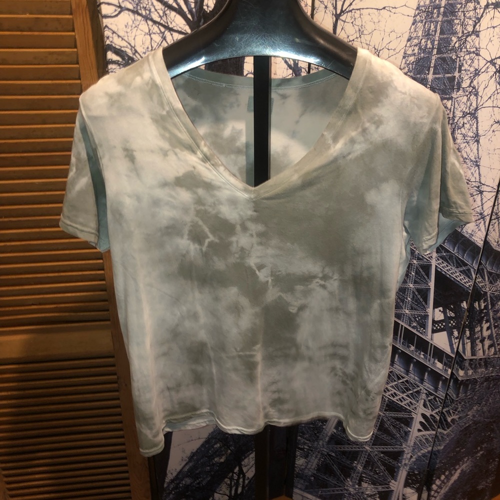 N2N Bodywear V-Neck Tie-Dye T